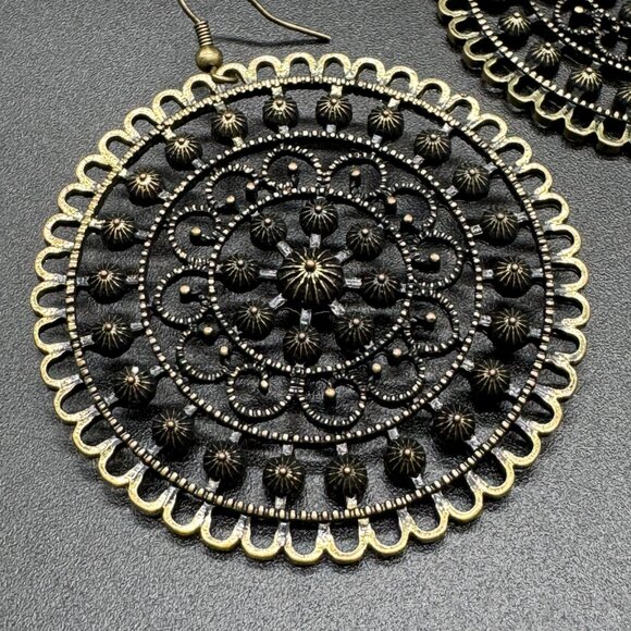 Metal Pierced Earrings Dangling Filigree Circles Beads & Faux Pearls *read* - Picture 3 of 6